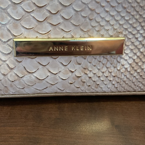 Anne Klein faux snake skin purse EC - Picture 2 of 10